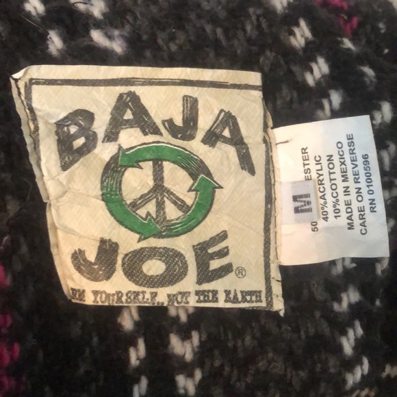 Boho Rug Pullover - Picture 3 of 3